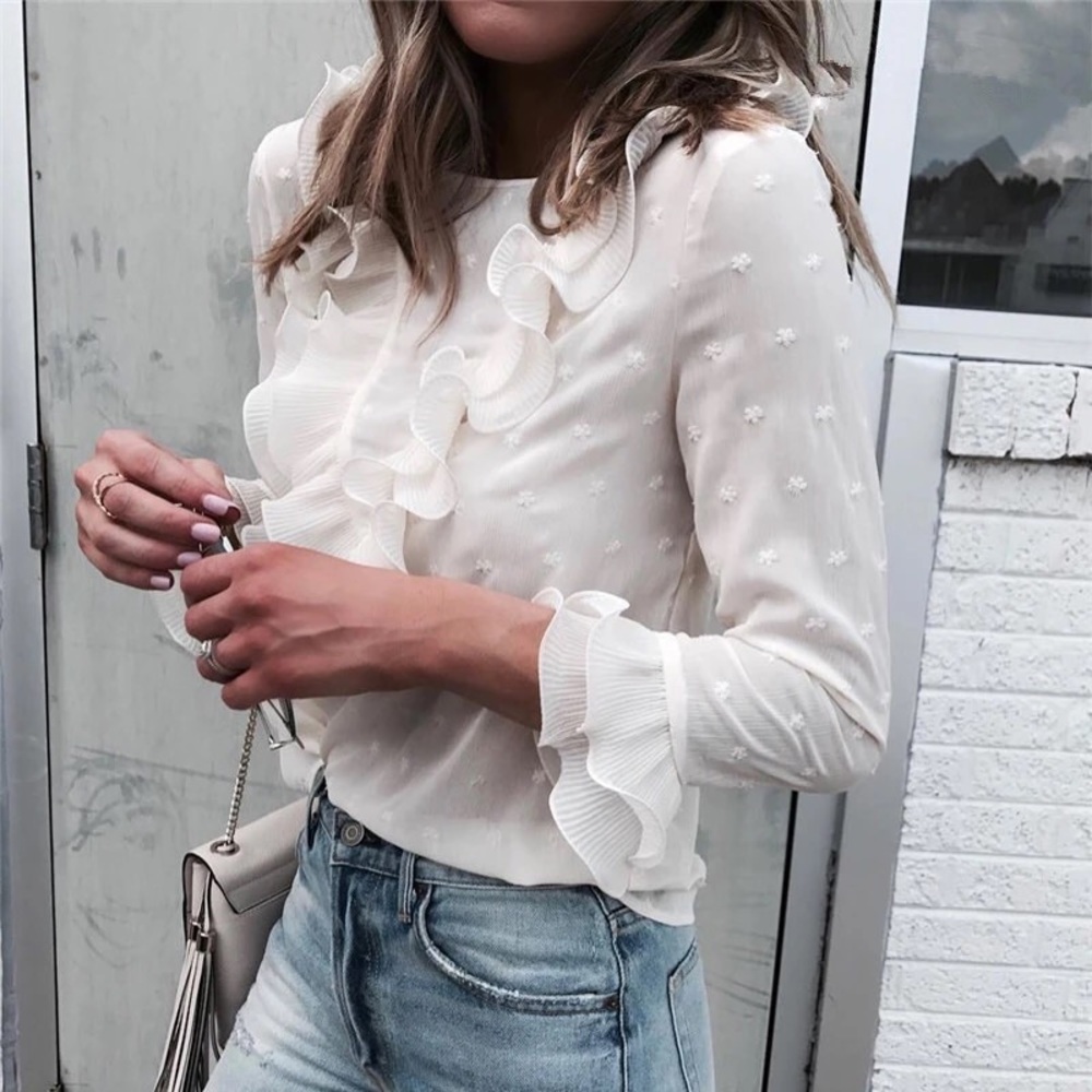NWT trendy White Ruffle Detail Blouse - Picture 2 of 4